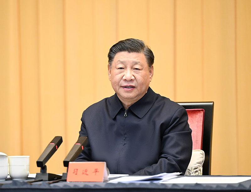 11月30日上午，中共中央总书记、国家主席、中央军委主席习近平在上海主持召开深入推进长三角一体化发展座谈会并发表重要讲话。